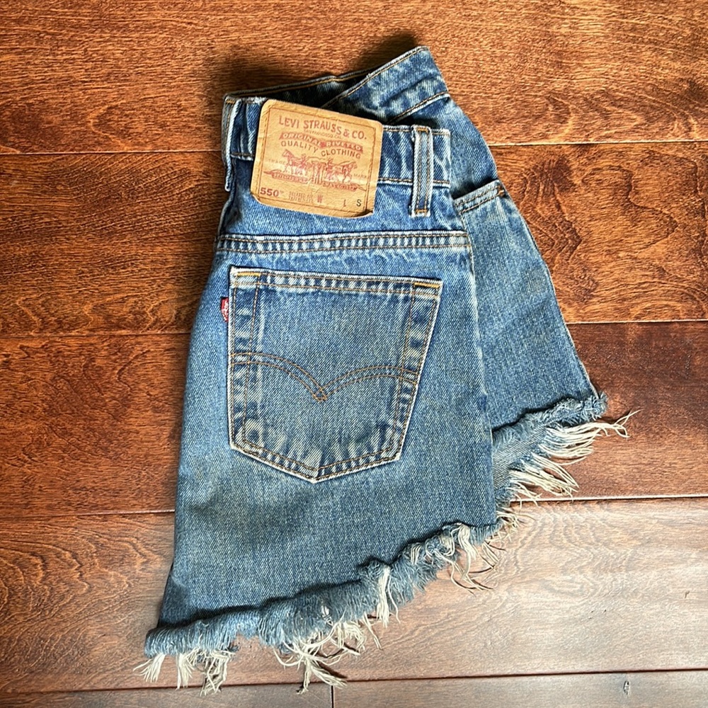 Levi 550 shorts